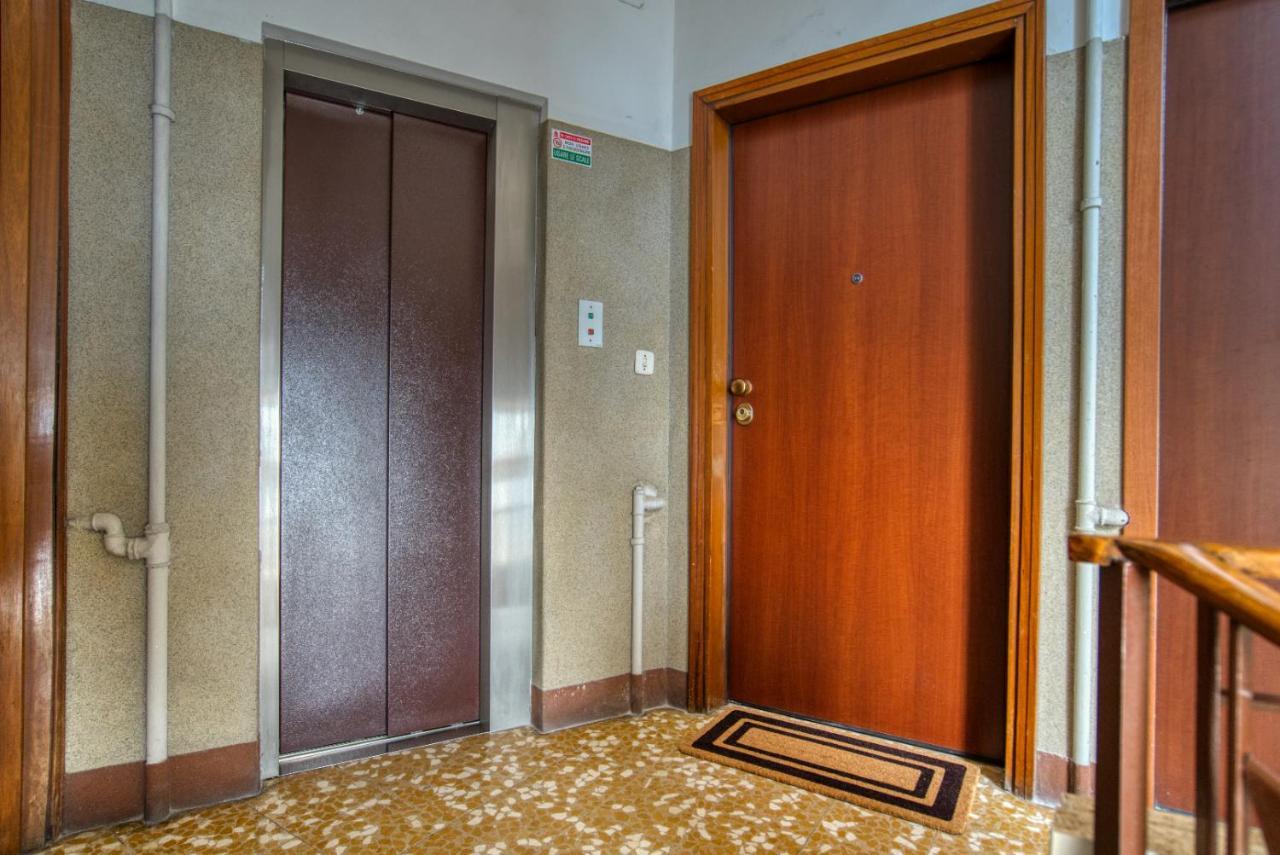 Caseospitali - Casa Mary Lou, Romantico Monolocale Ristrutturato Panoramico Milan Exterior photo