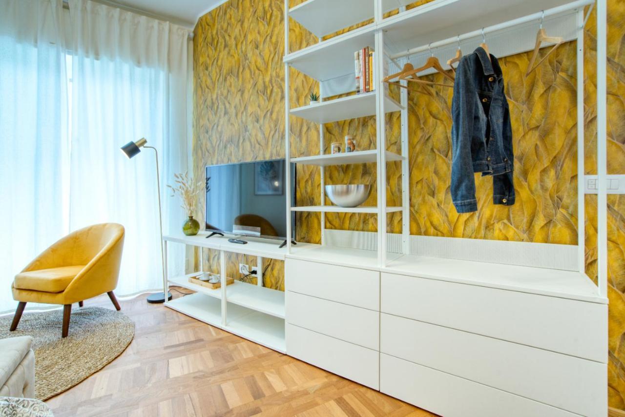 Caseospitali - Casa Mary Lou, Romantico Monolocale Ristrutturato Panoramico Milan Exterior photo